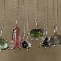 Red Rubellite Trilliant Shaped Tourmaline Necklace - Thumbnail 4