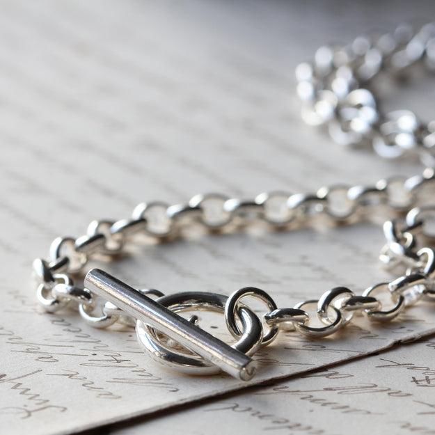 Solo T-Bar Necklace - Image 3