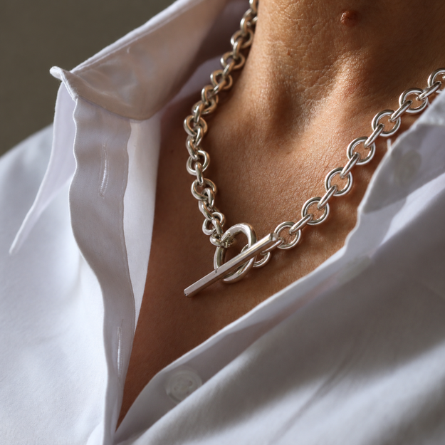 Solo T-Bar Necklace