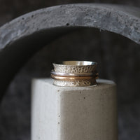 Dual Band Gold and Silver Toad Texture Spinning Ring - Thumbnail 3