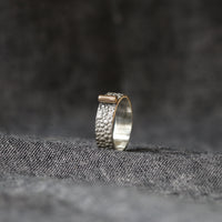 Slim Silver Toad Texture Ring with Gold Bar