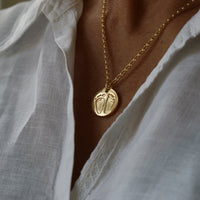 Gold Round Hand & Footprint Necklace - Thumbnail 3