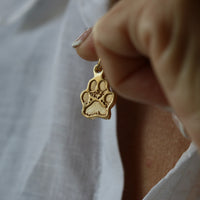 Gold Paw Print Necklace - Thumbnail 4
