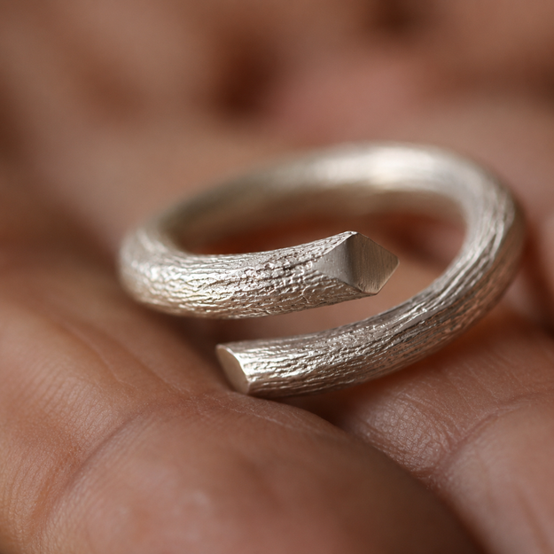 The Stamford Meadows Willow Ring