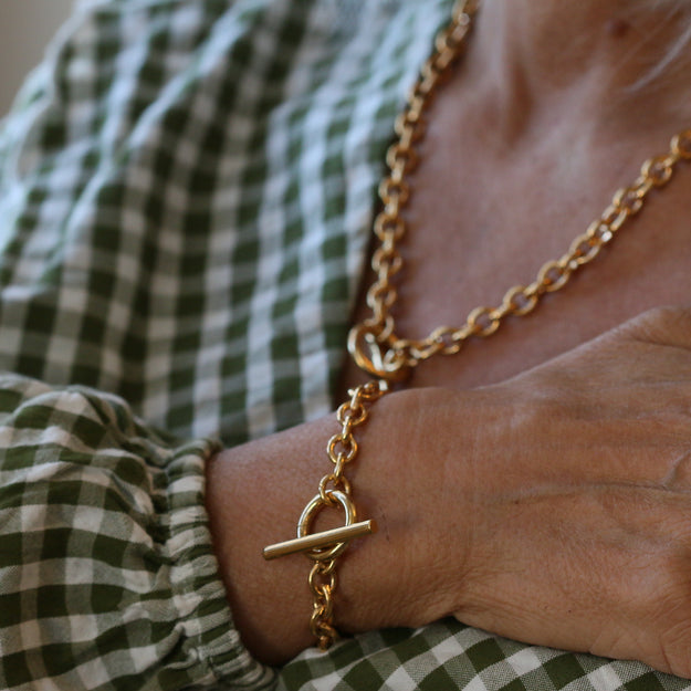 Solo Gold Vermeil T-Bar Bracelet - Image 3