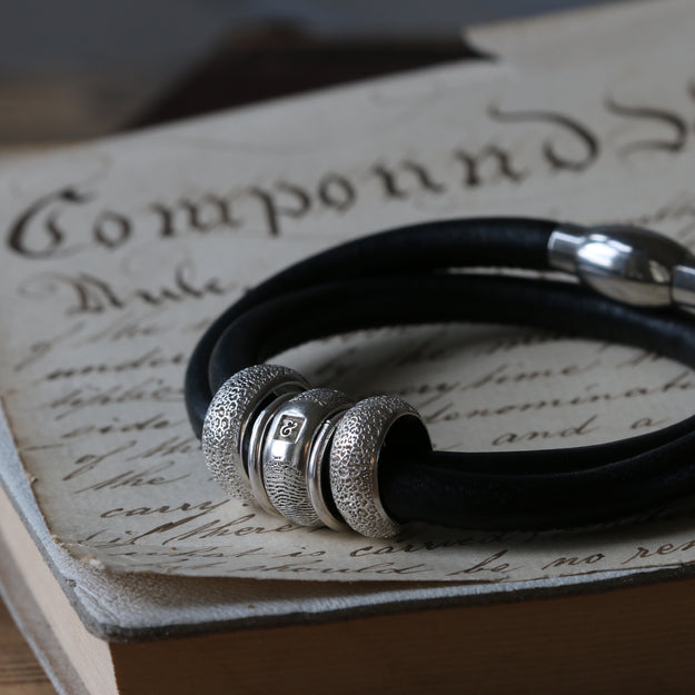 Heirloom Dog Nose Print Story Bracelet - Image 6