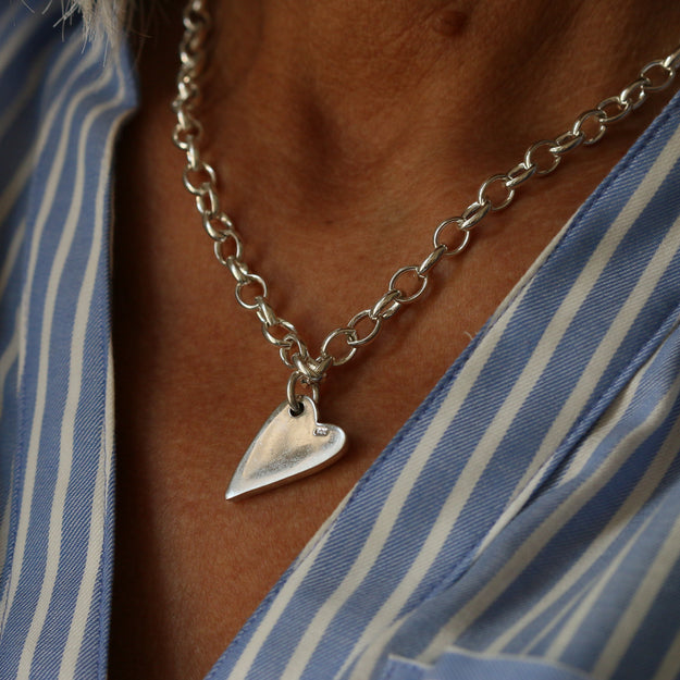 Silver Belcher Chain Heart Necklace - Image 2