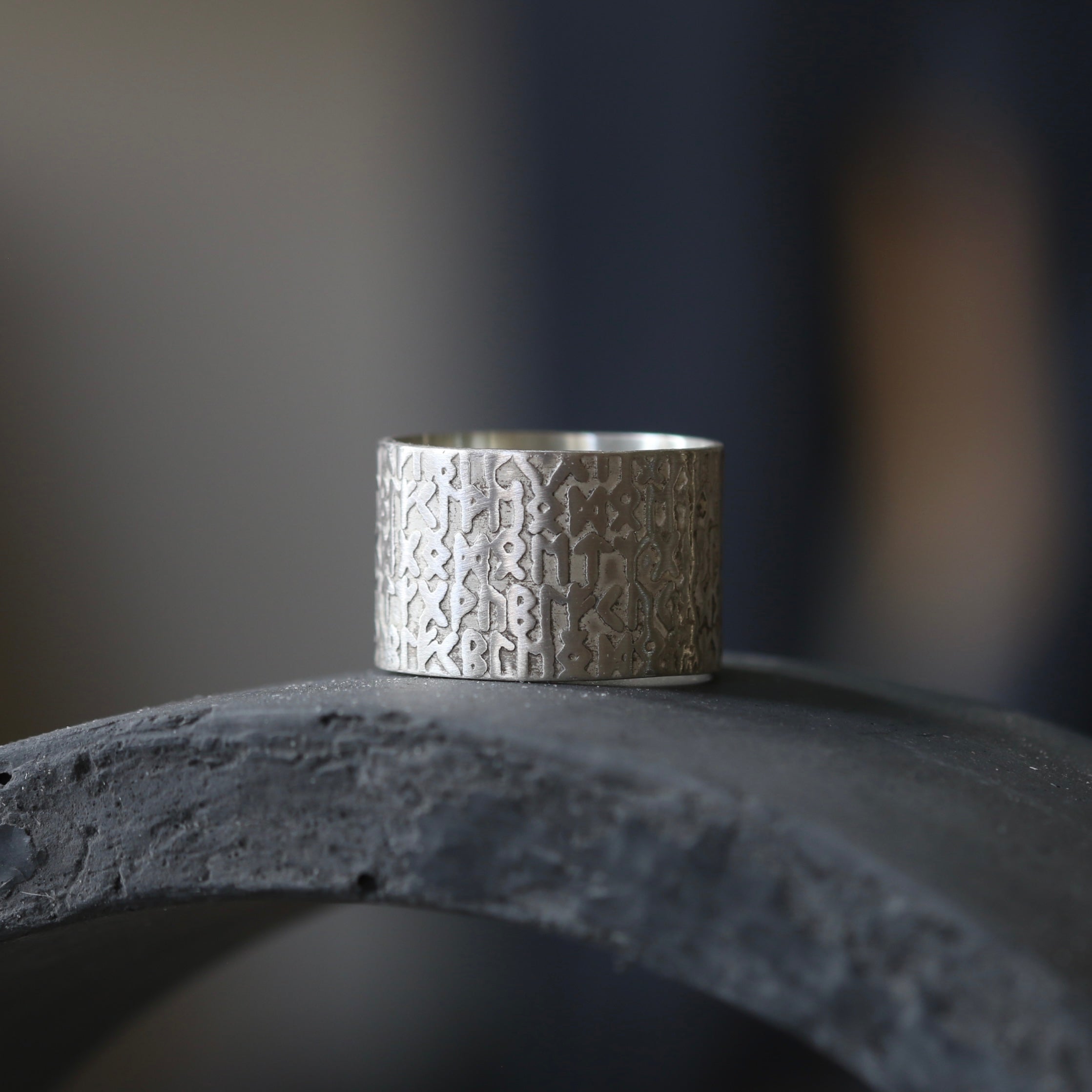 Flat Rune Texture Ring
