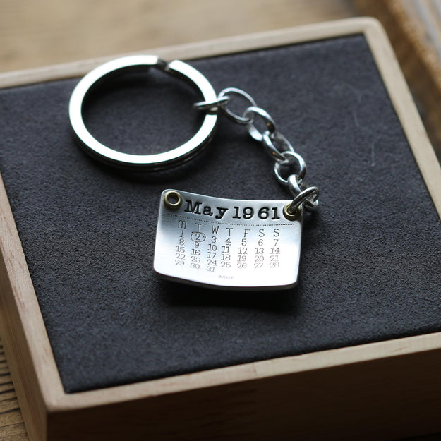 Personalised Silver Calendar Date Keyring - Image 4
