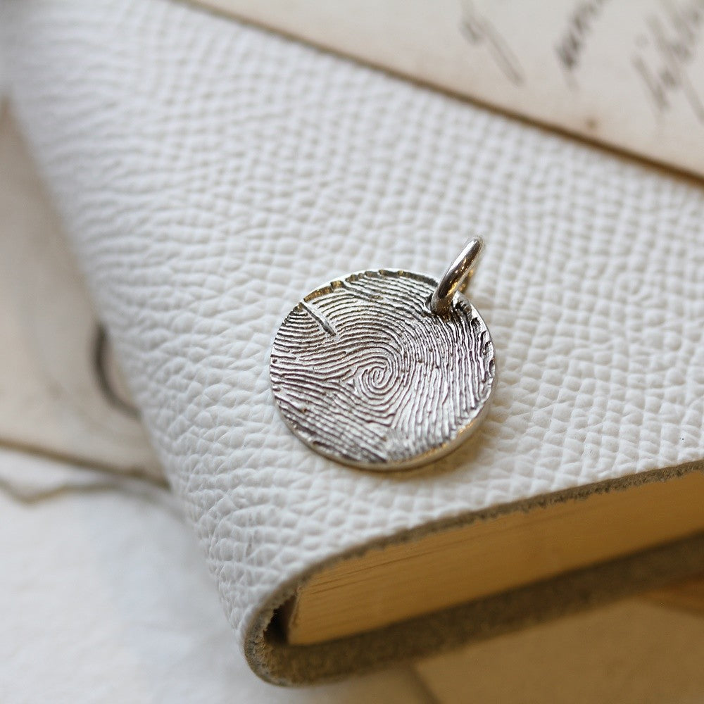Round Fingerprint Charm Solo